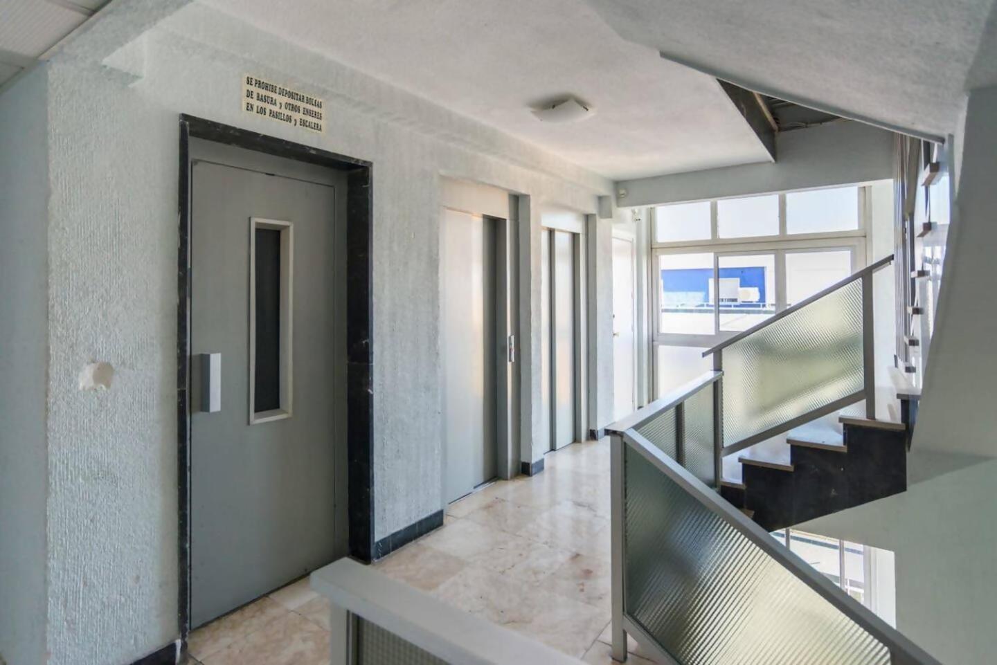 Sr Torremolinos Centro Apartment Luaran gambar